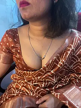 Snapshot of Spicy_sari_girl chatting on August 2026 03:50:02 AM Spicy sari girl online show from August 2026 03:50:02 AM