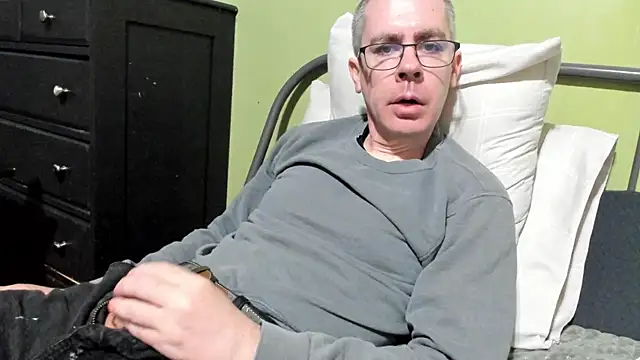 Snapshot of ImportantEquator0 chatting on September 2025 02:40:02 PM ImportantEquator0 online show from September 2025 02:40:02 PM