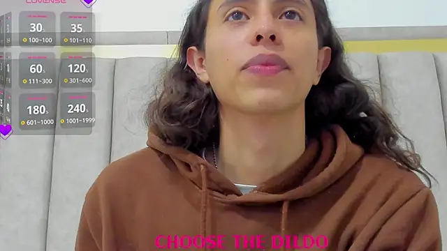 FreyaMoller online show from November 2025 07:18:02 PM