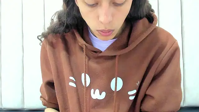 FreyaMoller online show from March 2026 06:55:01 PM