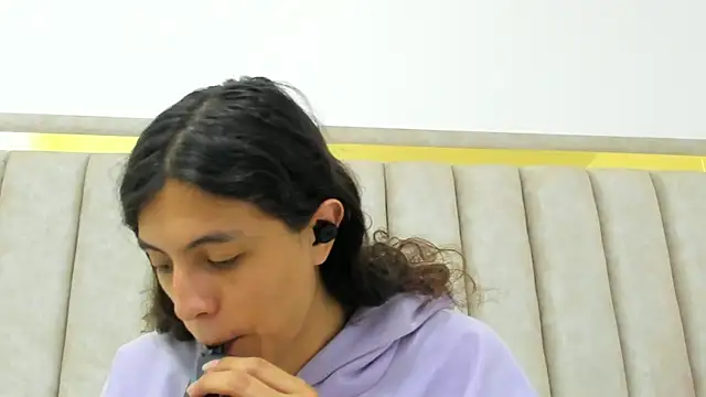 Snapshot of FreyaMoller chatting on May 2026 07:19:01 PM FreyaMoller online show from May 2026 07:19:01 PM