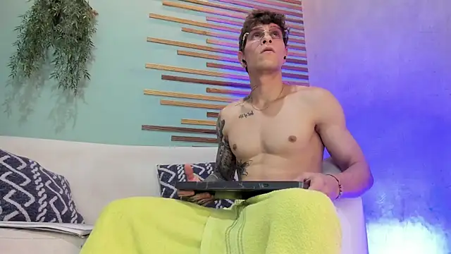 french sexx online show from November 2025 07:45:02 PM