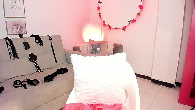 RACHEL EV online show from February 2025 10:16:01 AM