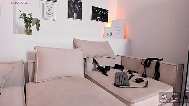 RACHEL EV online show from September 2025 05:29:02 AM