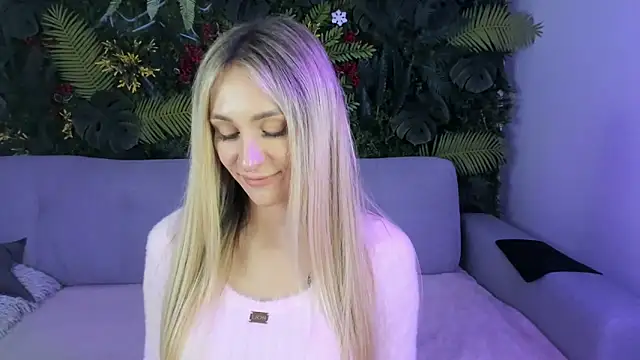 Horny Blond online show from November 2025 09:09:01 AM