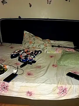 Queen-sluty2 online show from February 2025 08:28:01 PM