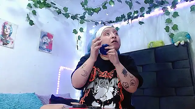 the lesbian game online show from April 2026 06:19:02 PM