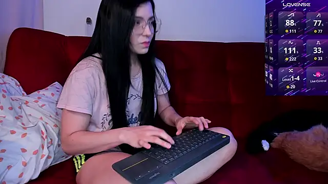 ohpetitemuse online show from January 2026 07:39:02 PM