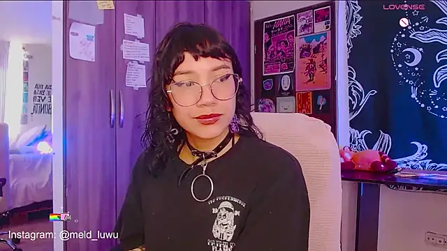 melissahowl online show from November 2025 04:29:02 PM