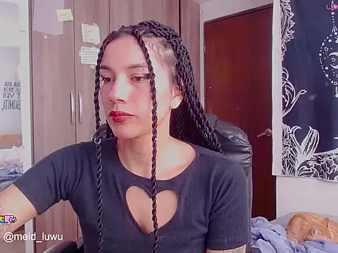 melissahowl online show from March 2026 09:43:01 PM