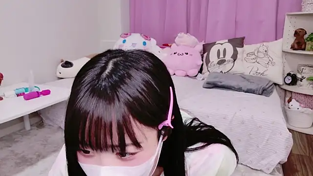 Mia--meow online show from March 2025 12:04:02 PM