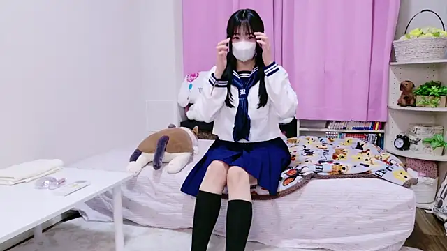 Mia--meow online show from March 2025 12:29:01 PM