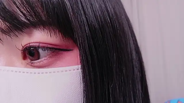 Mia--meow online show from December 2025 12:56:02 PM