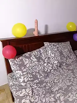 Snapshot of Sexy--queen1 chatting on February 2025 01:49:02 PM Sexy--queen1 online show from February 2025 01:49:02 PM