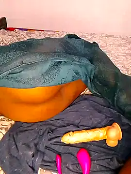 Snapshot of Sexy--queen1 chatting on February 2025 09:48:02 PM Sexy--queen1 online show from February 2025 09:48:02 PM