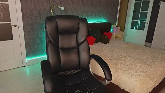 Snapshot of Daniela_Kitty_ chatting on October 2025 07:53:02 AM Daniela Kitty  online show from October 2025 07:53:02 AM