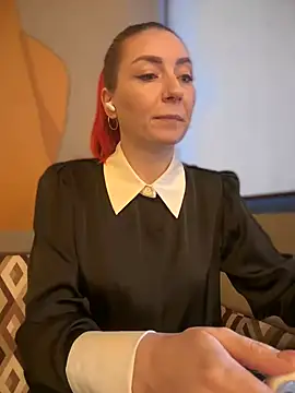 Snapshot of Crazy-Rosa chatting on December 2024 10:05:02 AM Crazy-Rosa online show from December 2024 10:05:02 AM