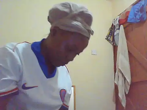 EBONYVANILLA02 online show from November 2025 08:19:02 PM