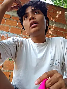  Ottis  online show from January 2025 04:41:01 PM