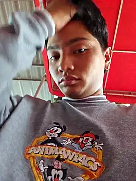  Ottis  online show from October 2025 06:49:02 PM