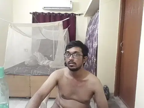 THE NAKED BOY online show from April 2026 03:03:01 PM