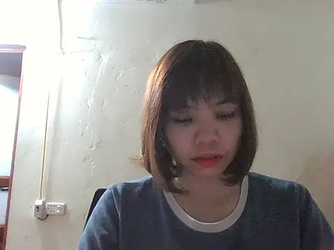 Angela-Eira online show from October 2025 09:01:01 PM