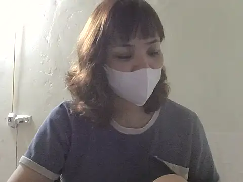 Snapshot of Angela-Eira chatting on May 2026 05:06:02 PM Angela-Eira online show from May 2026 05:06:02 PM