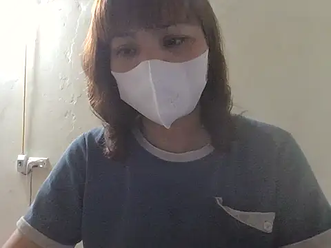 Snapshot of Angela-Eira chatting on May 2026 08:46:01 PM Angela-Eira online show from May 2026 08:46:01 PM
