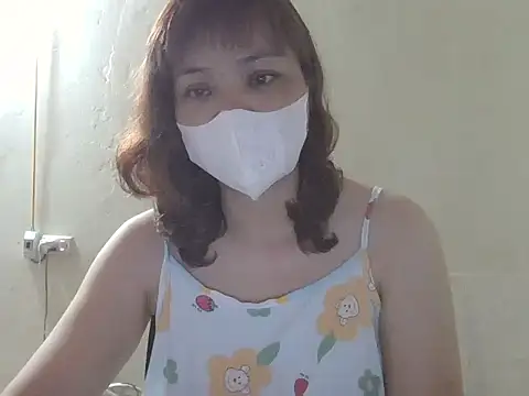 Snapshot of Angela-Eira chatting on May 2026 06:38:02 PM Angela-Eira online show from May 2026 06:38:02 PM