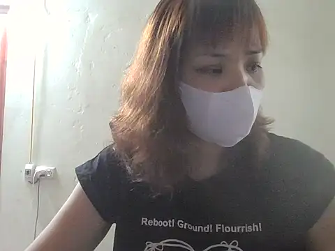 Snapshot of Angela-Eira chatting on June 2026 09:22:01 AM Angela-Eira online show from June 2026 09:22:01 AM