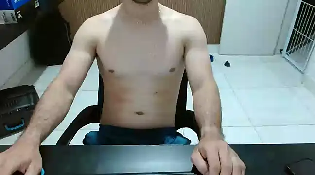 Snapshot of matheus387 chatting on February 2025 11:45:01 PM matheus387 online show from February 2025 11:45:01 PM