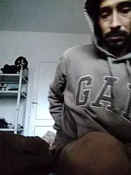 weedmanhot28 online show from May 2026 06:30:01 AM