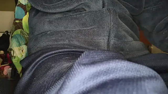 Snapshot of hidenyan02 chatting on March 2025 06:30:01 AM hidenyan02 online show from March 2025 06:30:01 AM