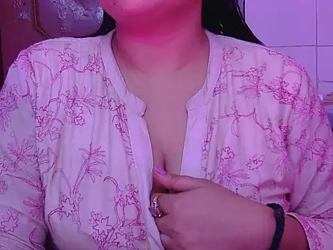 Manpreet cute online show from October 2025 04:41:02 PM