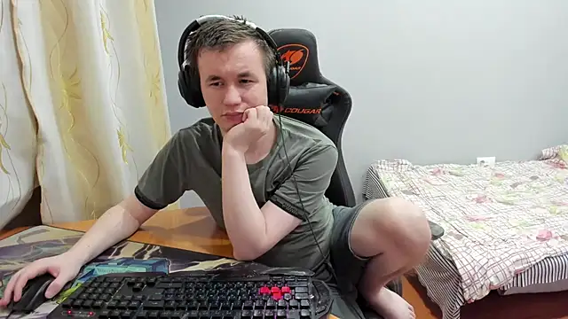 iliaskrislove online show from December 2025 05:53:02 PM