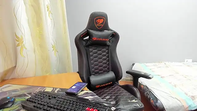 iliaskrislove online show from March 2026 07:53:02 PM