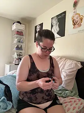 Snapshot of FreakNastyLacie chatting on May 2026 12:55:02 PM FreakNastyLacie online show from May 2026 12:55:02 PM