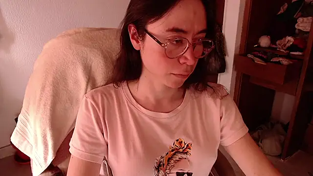 emily pearl  online show from November 2025 08:19:01 PM