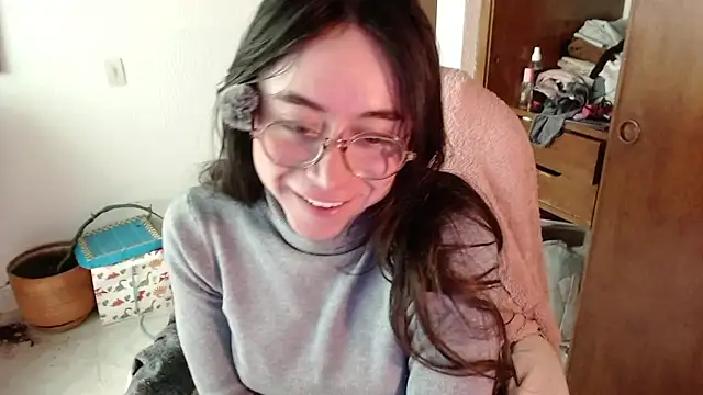 emily pearl  online show from January 2026 07:50:02 PM