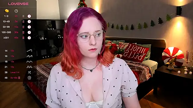 Aemilia  online show from December 2024 12:34:02 PM