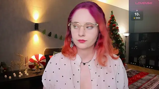 Aemilia  online show from December 2024 12:08:02 PM