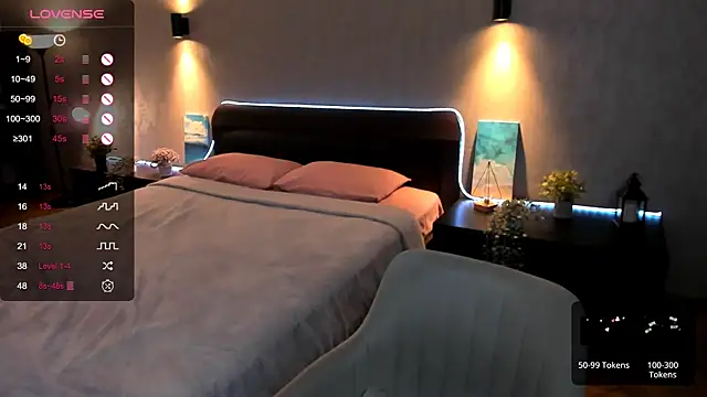 Aemilia  online show from February 2025 12:33:01 PM