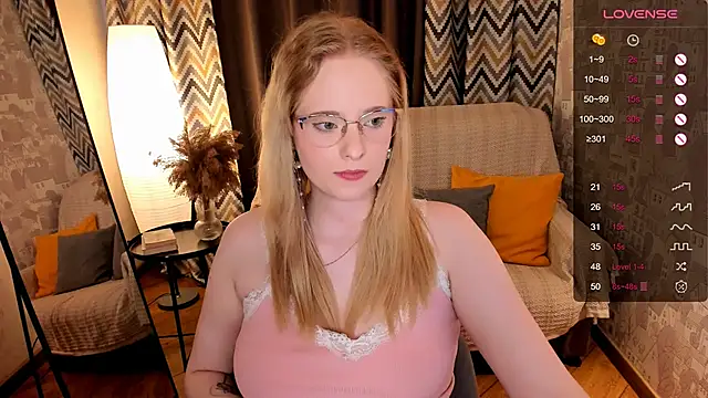 Aemilia  online show from September 2025 08:47:02 AM