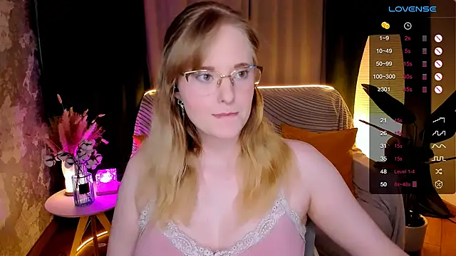 Aemilia  online show from February 2026 08:52:02 AM