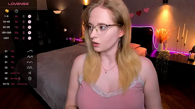 Aemilia  online show from March 2026 08:44:02 AM