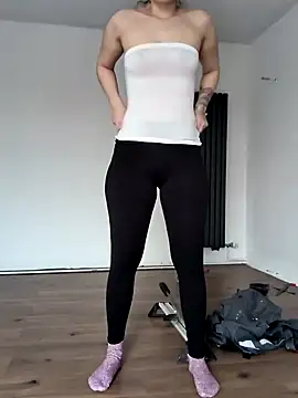 Linalicious online show from January 2025 11:50:01 AM