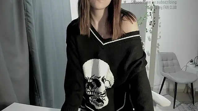 MashkaRay online show from September 2025 03:45:01 PM