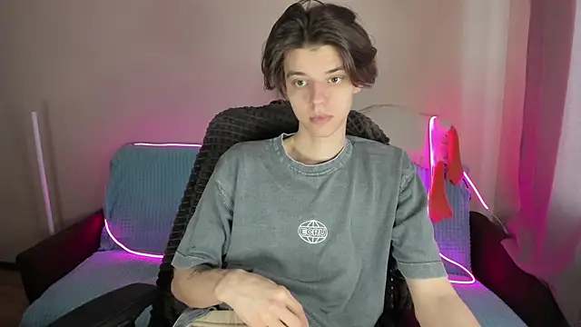 Liam sexy1 online show from February 2025 01:38:01 PM