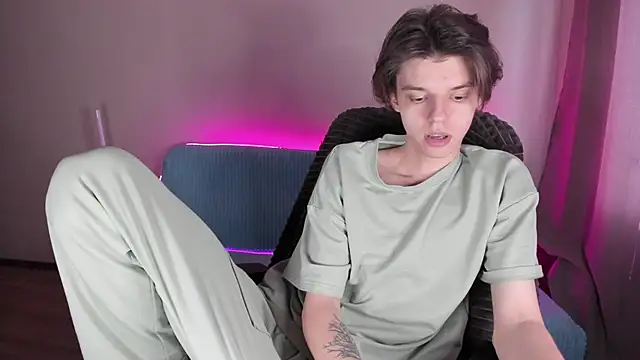 Liam sexy1 online show from February 2025 02:06:02 PM