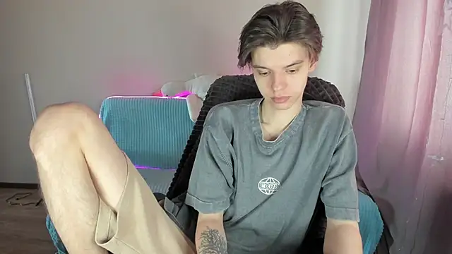 Liam sexy1 online show from March 2025 08:14:01 AM